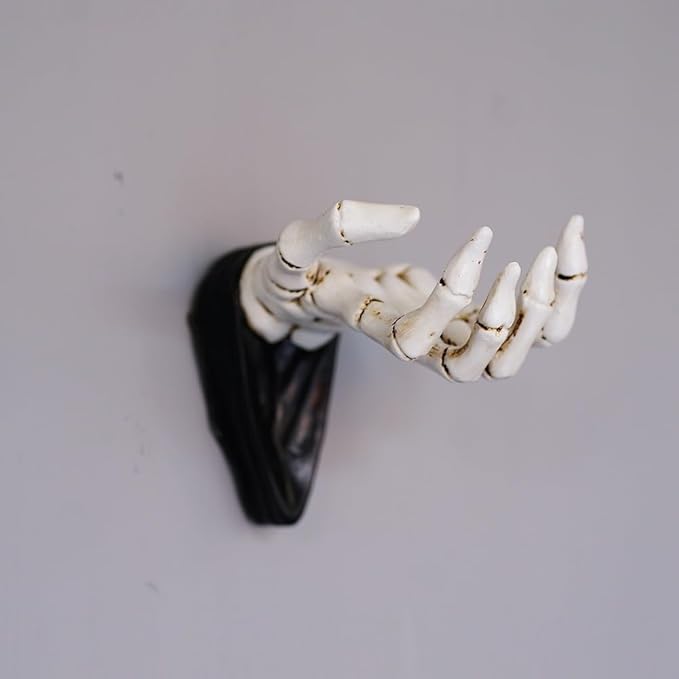Halloween Skeleton Hand Ring Holder Wall Mounted Key Holder Organizer Multifunctional Wall Hooks for Hanging Keys Jewelry Bra
