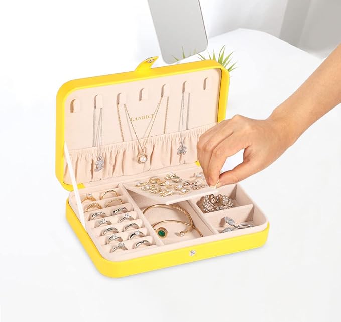 LANDICI Small Jewelry Box for Women Girls, PU Leather Travel Jewelry Organizer Case, Portable Jewellery Storage Holder Displa