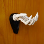 Halloween Skeleton Hand Ring Holder Wall Mounted Key Holder Organizer Multifunctional Wall Hooks for Hanging Keys Jewelry Bra
