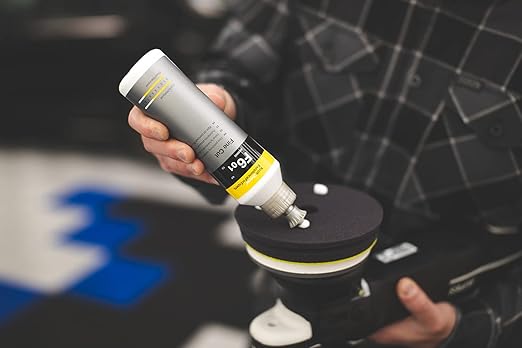 KOCHCHEMIE Fine Cut Polishing Compound - Silicone-Oil-Free; Designed for All Paint Types; for Removing Medium to Heavy Defects, Scratches, and Sanding Marks Up to 2500 Grade (250 milliliters)