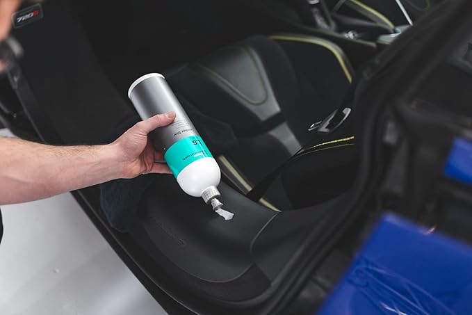 KOCHCHEMIE - Leather Star - Deep Cleaner for Leather; Revitalizes, Preserves, and Protects; Pleasant Fragrance, Color Intensi