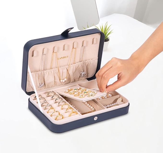 LANDICI Small Jewelry Box for Women Girls, PU Leather Travel Jewelry Case, Portable Jewelry Organizer Storage Holder Display 