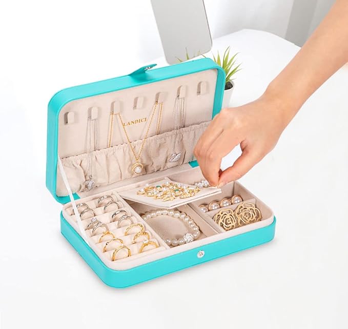 LANDICI Small Jewelry Box for Women Girls, PU Leather Travel Jewelry Organizer Case, Portable Jewellery Storage Holder Displa