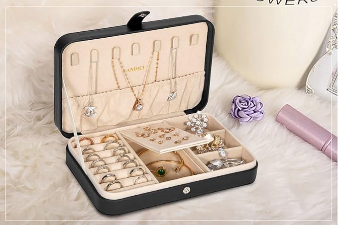 LANDICI Small Jewelry Box for Women Girls, PU Leather Travel Jewelry Case, Portable Jewelry Organizer Storage Holder Display 