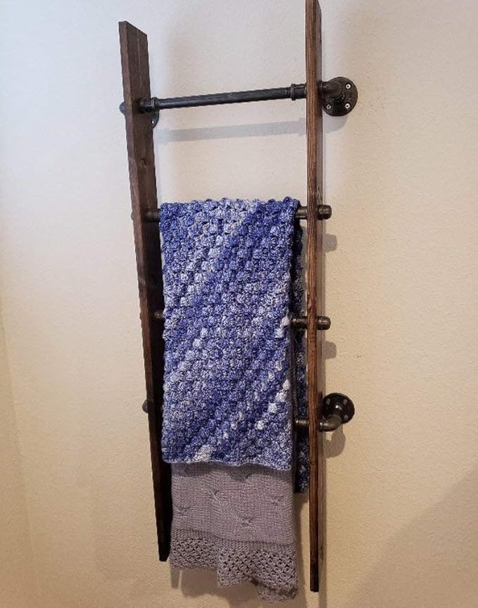 Rustic Industrial Pipe and Wood Blanket Ladder - Wood Quilt Ladder - Rustic Quilt Blanket Ladder - Pipe Decor Blanket Ladder 