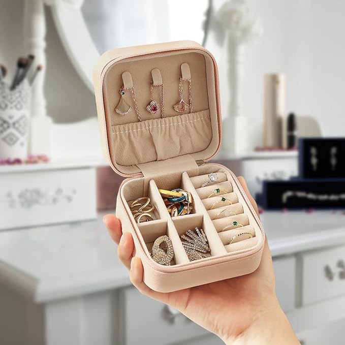 ZPROW Travel Jewelry Case, Mini Portable Jewelry Travel Boxes, Small Jewelry Organizer for Rings, Earrings, Pendants, Watches