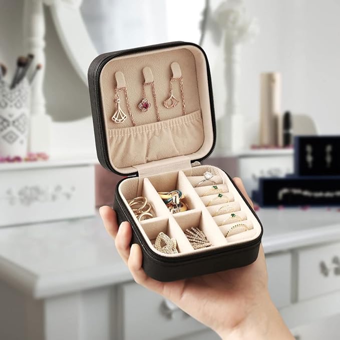 ZPROW Travel Jewelry Case, Mini Portable Jewelry Travel Boxes, Small Jewelry Organizer for Rings, Earrings, Pendants, Watches