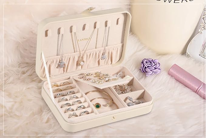 LANDICI Small Jewelry Box for Women Girls, PU Leather Travel Jewelry Case, Portable Jewelry Organizer Storage Holder Display 