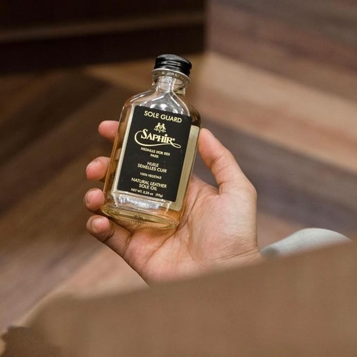 Saphir Medaille d'Or Sole Guard – Conditioner & Protector Oil for Leather Shoes