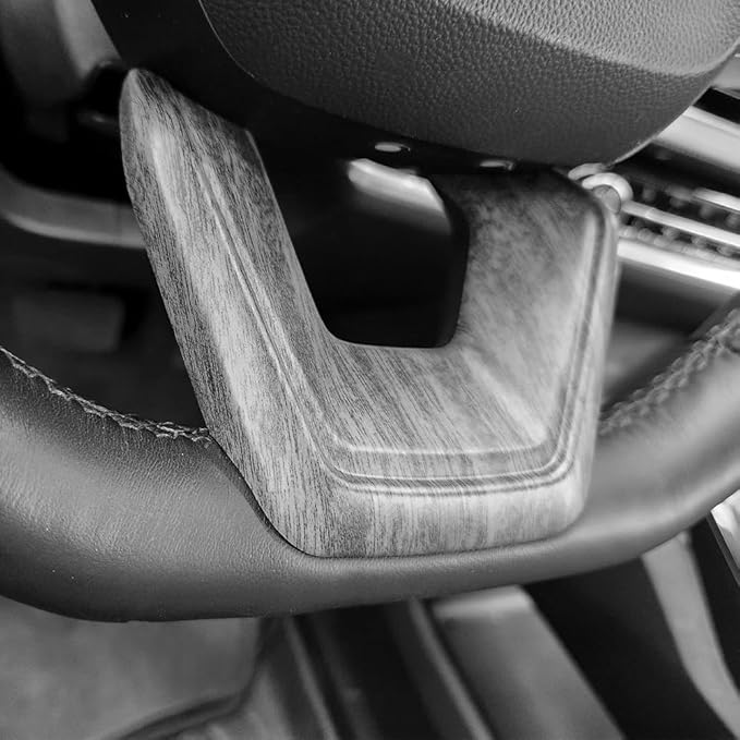 Steering Wheel Cover Compatible with Chevrolet Equinox 2025 2026, Auto Interior Upgrade Accessories-Wood Grain