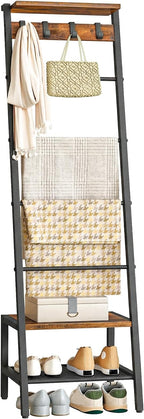 HOOBRO Blanket Ladder, 7-Tier Giraffe Shape Towel Rack for Living Room and Bedroom, 63.4" H Decorative Ladder Shelf with Hook