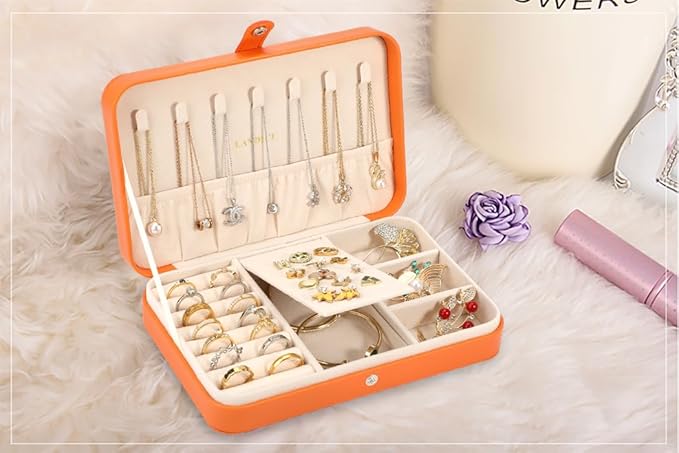 LANDICI Small Jewelry Box for Women Girls, PU Leather Travel Jewelry Case, Portable Jewelry Organizer Storage Holder Display 