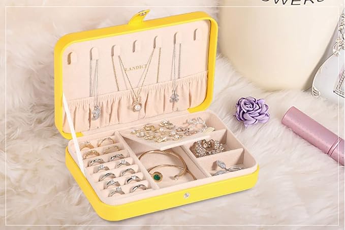 LANDICI Small Jewelry Box for Women Girls, PU Leather Travel Jewelry Organizer Case, Portable Jewellery Storage Holder Displa