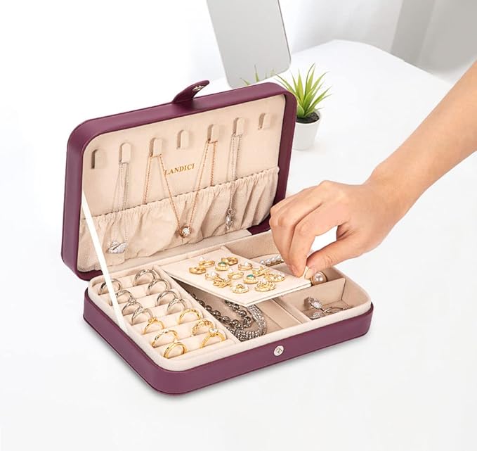 LANDICI Small Jewelry Box for Women Girls, PU Leather Travel Jewelry Case, Portable Jewelry Organizer Storage Holder Display 