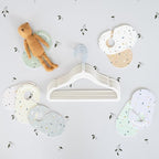 3 Sprouts Baby Closet Organizer Set - 15 Nursery Hangers with 8 Size Dividers, Closet Dividers for Baby Clothes and Clothes O