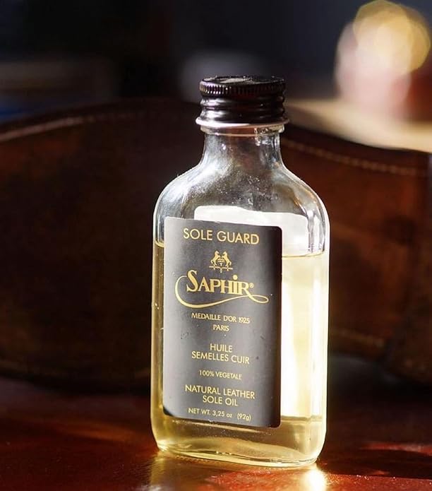 Saphir Medaille d'Or Sole Guard – Conditioner & Protector Oil for Leather Shoes