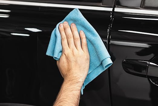 Koch-Chemie Micro Cut & Finish Polishing Compound with Carnauba Wax - Permanent Removal of Holograms, Fine Scratches & Sanding Marks; Long Term Sealing; Non-Fugitive Silicones (250 milliliters)