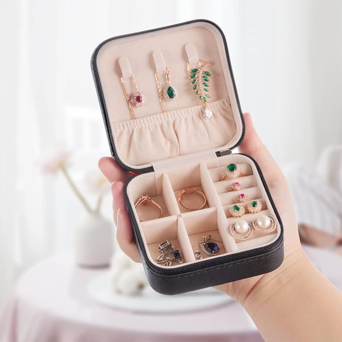 5pack/PU Leather Travel Jewelry Case, Mini Jewelry Box, Small Jewelry Organizer Portable Display Storage Case for Rings Earri