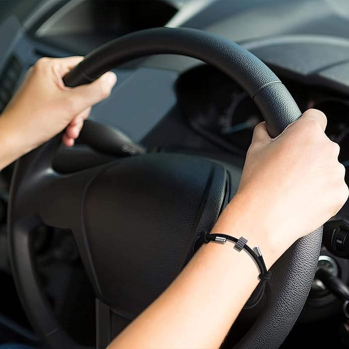 4 pcs Window Breaker Bracelet, Glass Breaking Bracelet, Wrist Strap with Tungsten Carbide Bead Car Safety Escape Wristbands, 