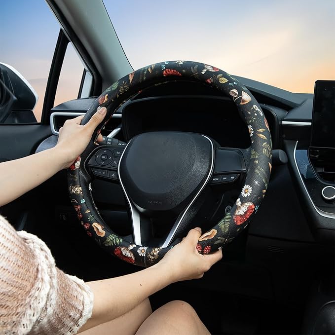 Mushroom Steering Wheel Cover Auto Leather Steering Wheel Protector, Anti-Slip, Breathable, Absorbing Sweat, Universal Mushro