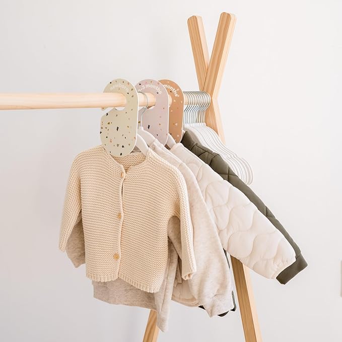 3 Sprouts Baby Closet Organizer Set - 15 Nursery Hangers with 8 Size Dividers, Closet Dividers for Baby Clothes and Clothes O