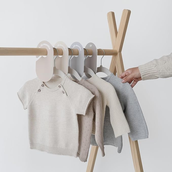 3 Sprouts Baby Closet Dividers 8-Piece Set Newborn to 2T - Double-Sided Organizer for Nursery Clothing Storage - Beige & Gray