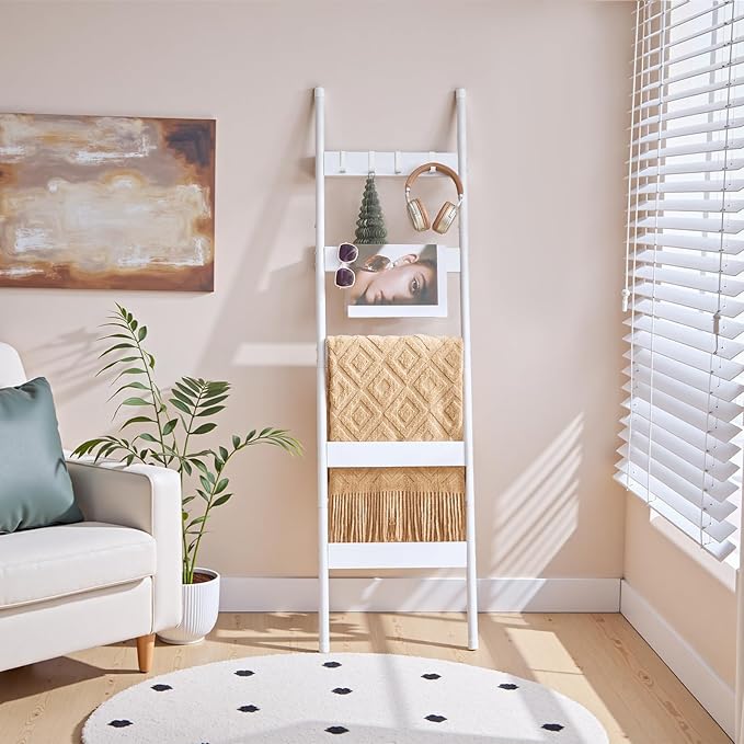 HOOBRO Blanket Ladder, 5-Tier Towel Rack with Hooks, Wall-Leaning Blanket Rack, Decorative Display Ladder Shelf, for Scarves,