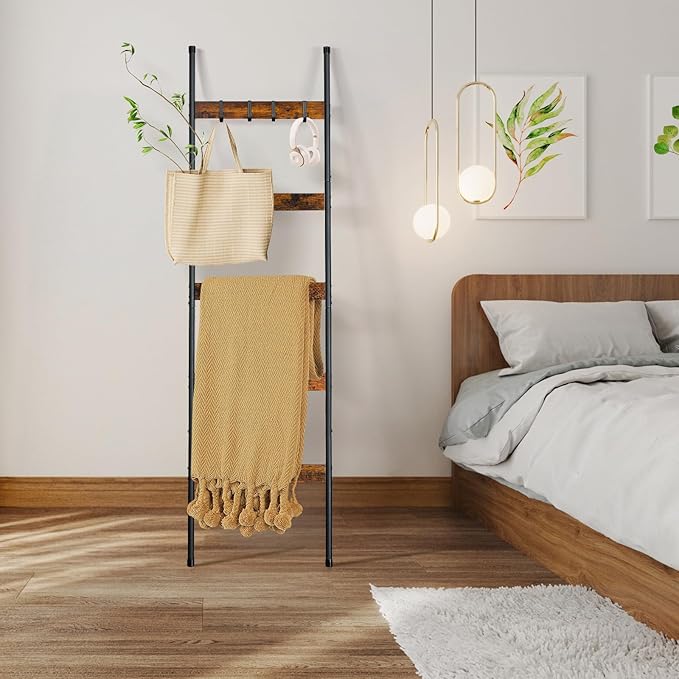ELYKEN Blanket Ladder for Living Room, Farmhouse 5-Tier Quilt Holder with 4 Removable Hooks for Bathroom, Wood Towel Rack Dis