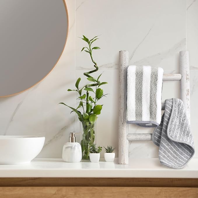 Cinnvoice 2 Pcs Wooden Tea Towel Ladder Rustic Hand Towel Stand Rack Mini Countertop Towel Stand Farmhouse Wood Counter Towel
