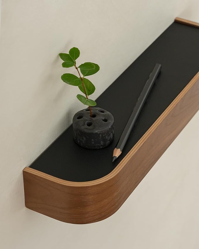 Kazai. Key Holder 'Toke' | Minimalist Key Hook Design from Berlin | Modern Key Holder Wall Mount with Wooden Shelf | Key Rack