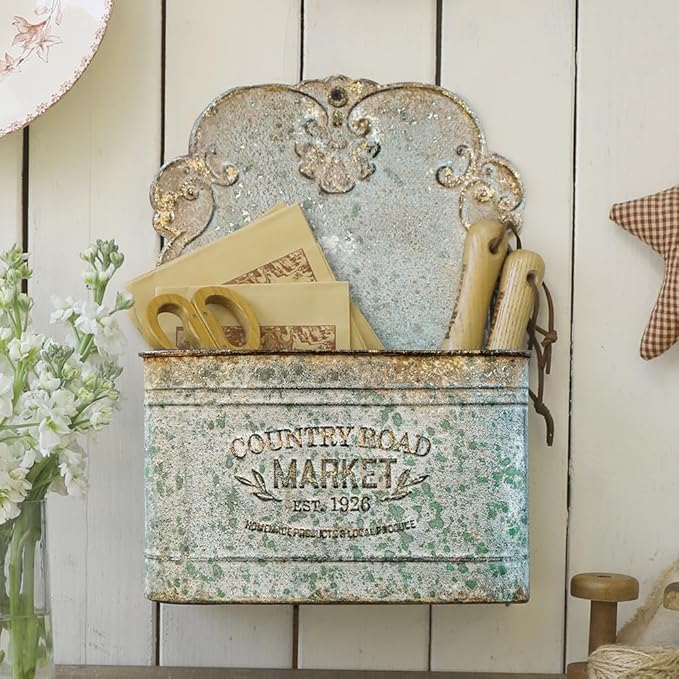 Hanging Wall Storage Baskets, Metal Hanging Baskets for Mail, Files, Books, Flowers & Accessories, Rustic Wall-Mounted Organi