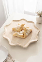 Kate and Laurel Alezar Mango Wood Wavy Round Lazy Susan Tray, 18 Inch Diameter, Light Bleached Wood, Scalloped Wooden Counter