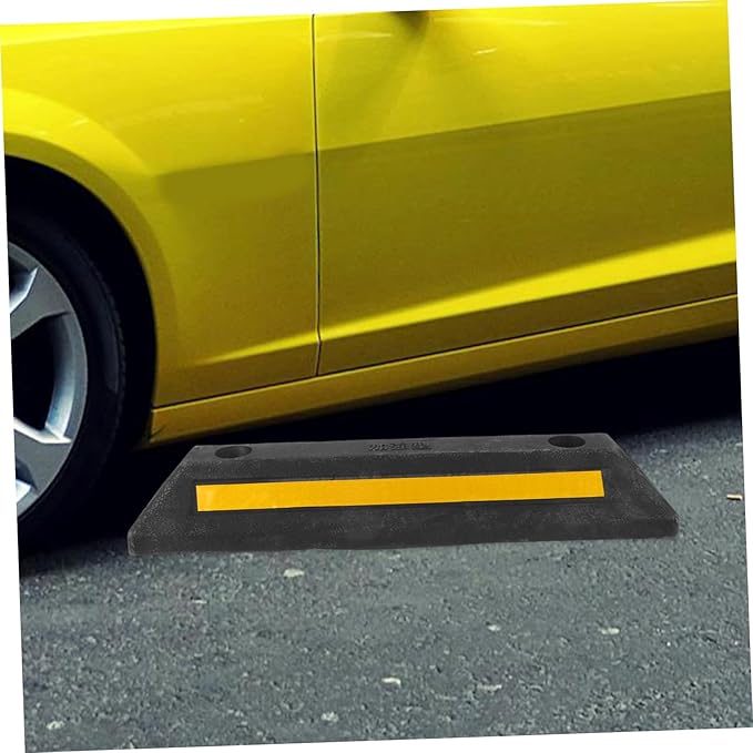 Heavy-Duty Rubber Parking Guide Stopper Reflective Garage Car Stopper for Driveway Compact Slip Design Vehicle Parking Block for Garage Accessory