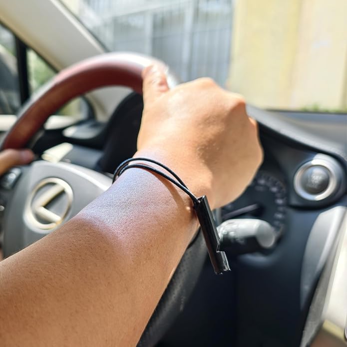 Bracelet Car Window Breaker Wrist Strap Escape Tool, Car Emergency Self Rescue Tool， Tungsten Carbide Bead & Handcuff Key (AH