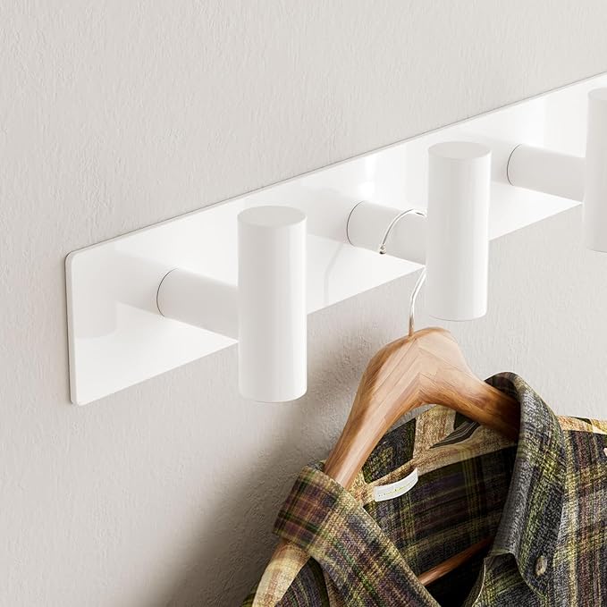 GWAAZXGZ White Wall Mounted Coat Rack – 5 T-Shaped Pegs for Hats, Bags & Towels, Heavy-Duty Metal Rail for Entryway, Bathroom