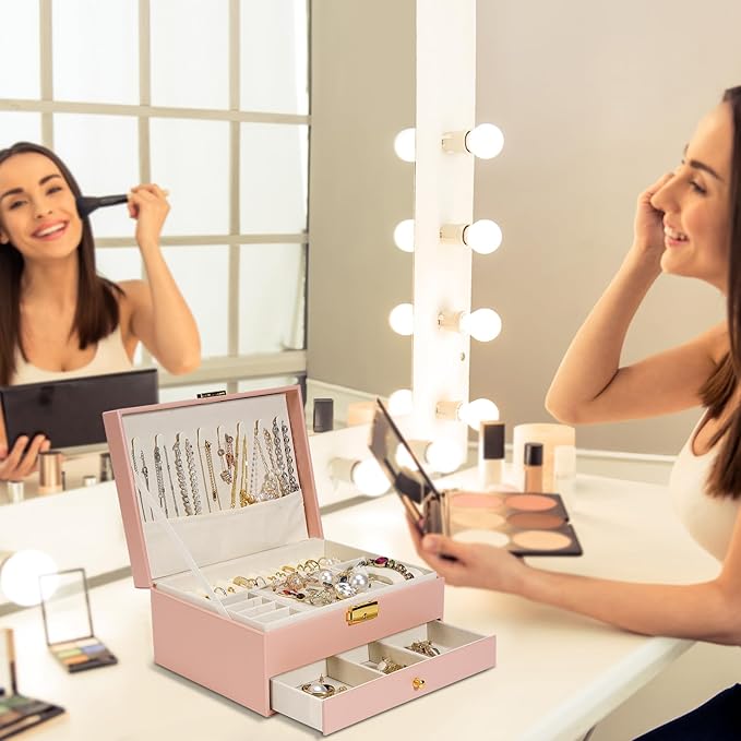 2-Layer Jewelry Box for women, jewelry organizers and storage with Removable Jewelry Tray, vintage quilted top Lockable Jewel