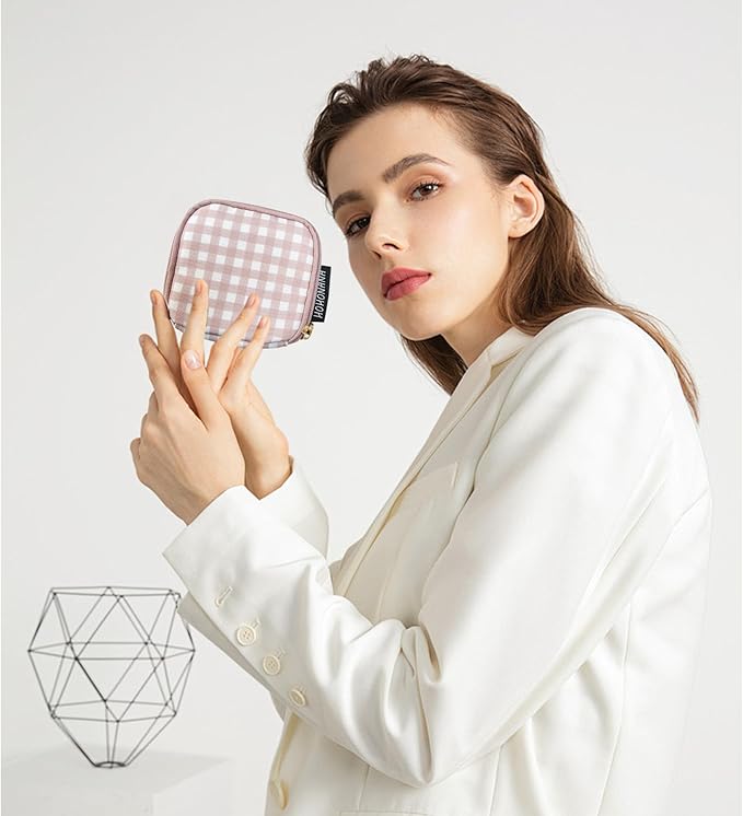 Travel Jewelry Case Small Jewelry Organizer Purse Jewelry Bag Women Jewelry Purse Double Layers for Bracelet Rings Earring Ne