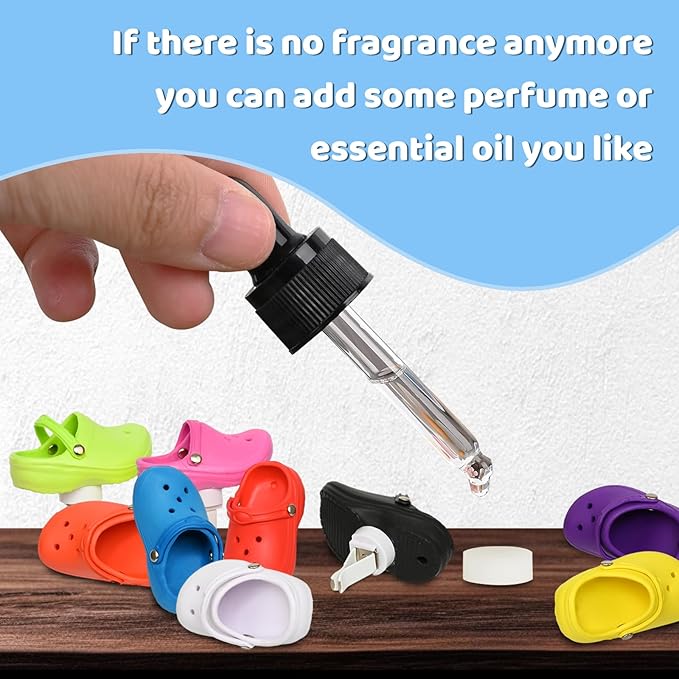 1 Pack Cute Shoe Shape Air Freshener Clip with 2 Refills, Replacement Pads (Green) Car Decor, Perfume Clip Accessories