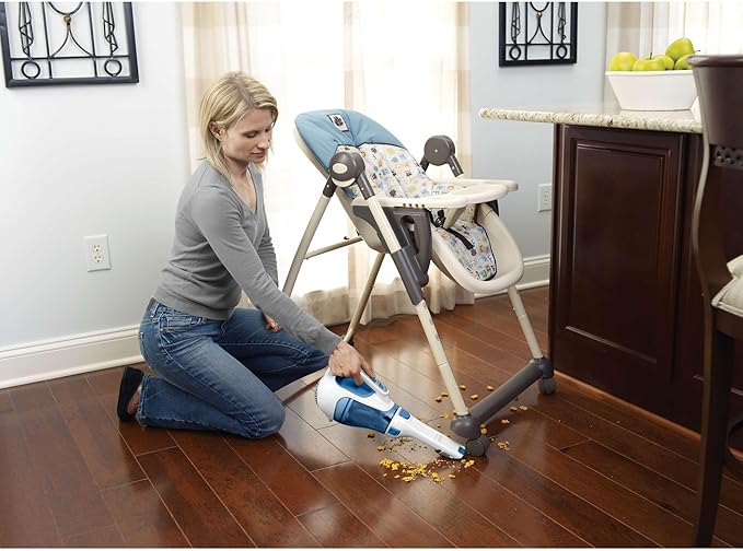 BLACK+DECKER dustbuster Handheld Vacuum, Cordless Car Vacuum Portable 12V, with Rotating and Extendable Nozzle (HHVI320JR02)