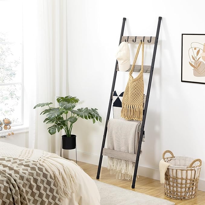 HOOBRO Blanket Ladder, 5-Tier Towel Rack with Hooks, Wall-Leaning Blanket Rack, Decorative Display Ladder Shelf, Scarves, Ind