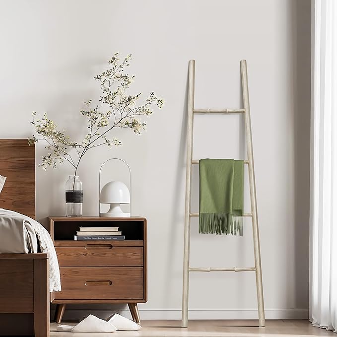 LuxenHome Rustic Blanket Ladder, 61'' Birch Wood 4-Rung Blanket Ladder, Farmhouse Towel Rack Stand for Bathroom Living Room D