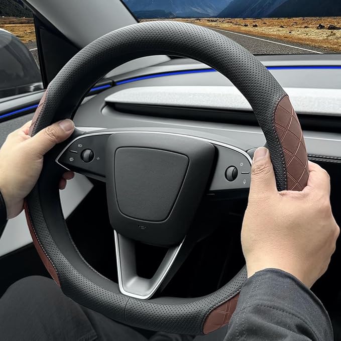 LKWLIKEI Leather Steering Wheel Cover. Elegant Diamond Checkered Design, Non-Slip and Breathable, for Tesla Model 3/Y Steerin