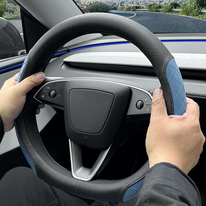 LKWLIKEI Leather Steering Wheel Cover. Elegant Diamond Checkered Design, Non-Slip and Breathable, for Tesla Model 3/Y Steerin