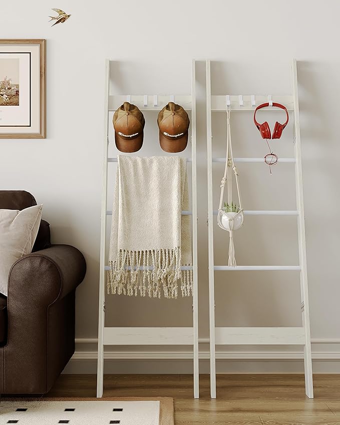 Hzuaneri Blanket Ladder Shelf for Living Room, Decorative Quilt Rack with 4 Removable Hooks, 5-Tier Farmhouse Ladder Holder O