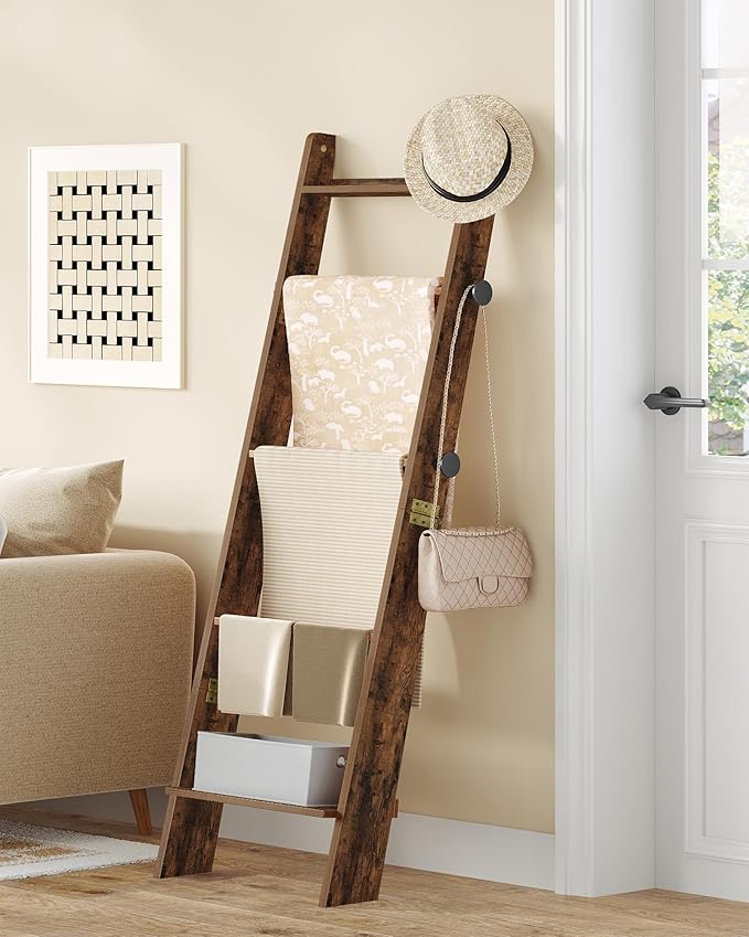 Hzuaneri Blanket Ladder for Living Room, Decorative Quilt Rack with 4 Removable Hooks, 5-Tier Blanket Ladder Shelf for Bedroo