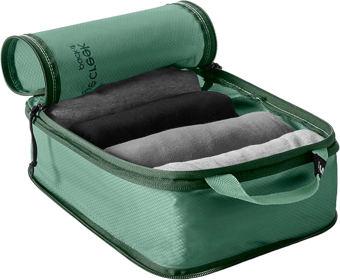 Eagle Creek Pack-It Isolate Compression - Lightweight Cube for Optimizing Luggage Space - Easy-Grab Zipper - Convenient Top H