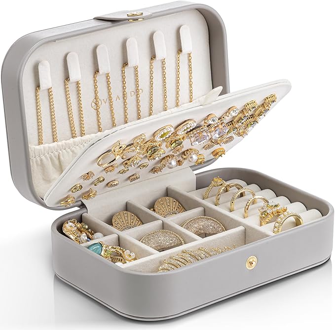 VLANDO Travel Jewelry Case, PU Leather Travel Jewelry Box with Earring Holder, Portable Display Small Jewelry Box for Mothers