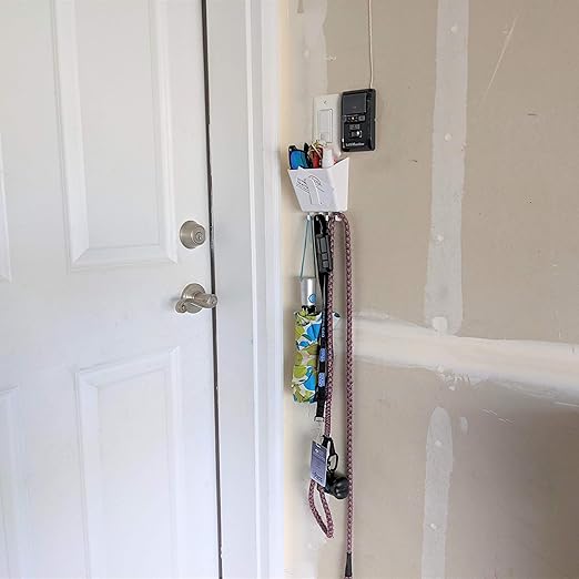 The No Screwups Switch Pocket Wall Organizer and Key Hook (White, 1-Pack): Installs in Seconds on Any Switch or Outlet with N