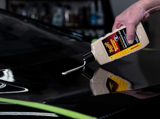 Meguiar's M09 Mirror Glaze Swirl Remover 2.0, Scratch Swirl Remover Restores Shine and Gloss, Provides Professional Results by Hand or Machine, Designed to Be Easy to Use,16 Oz