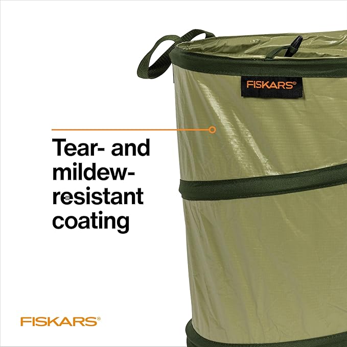 Fiskars Kangaroo Collapsible Spring Up Garden Bag for Yard Waste, Grass, Branches & Weeds, Tear & Mildew Resistant Vinyl-Coat